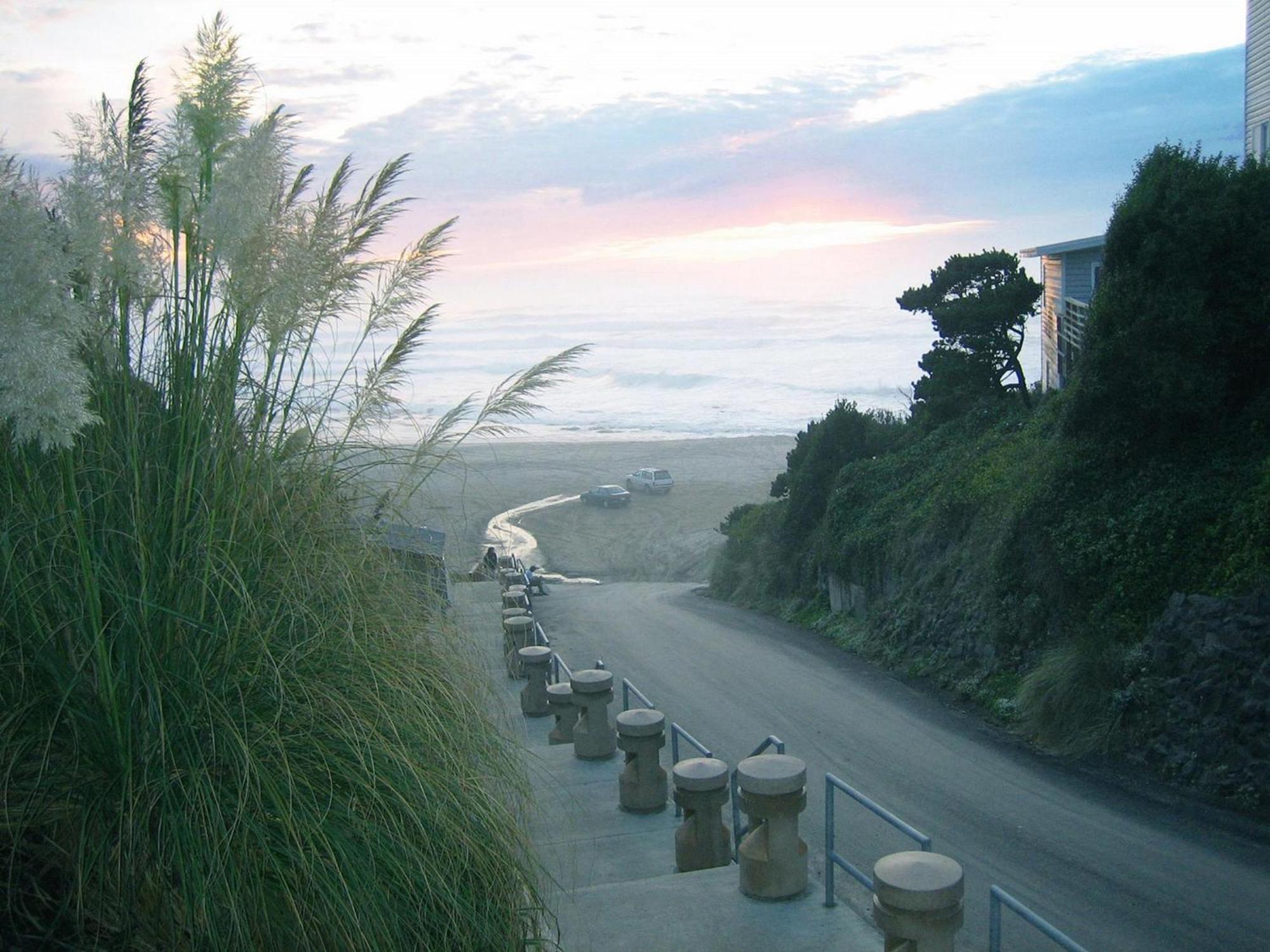 Ocean Rose Villa Lincoln City Exteriör bild